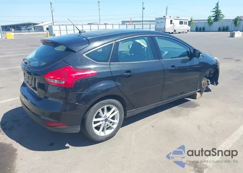 2015 Ford Focus Se z USA, uszkodzony, nr VIN 1FADP3K22FL342091